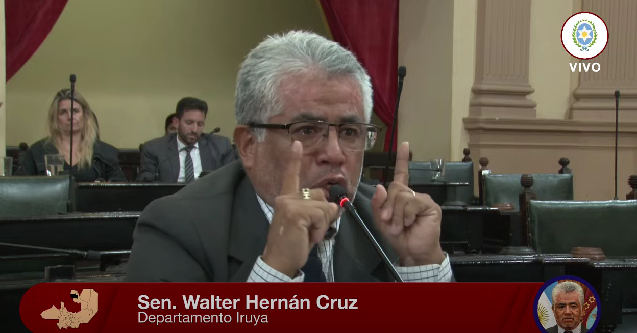Senador de Iruya Walter Hernan Cruz.