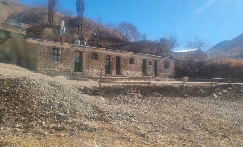 Escuela Santa Maria de Lujan en el municipio de Santa Victoria Oeste.